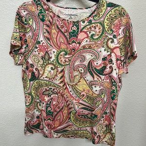 Patterned tee